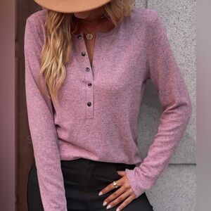 Faux Henley button down v neck long sleeve t shirt. Size Medium.